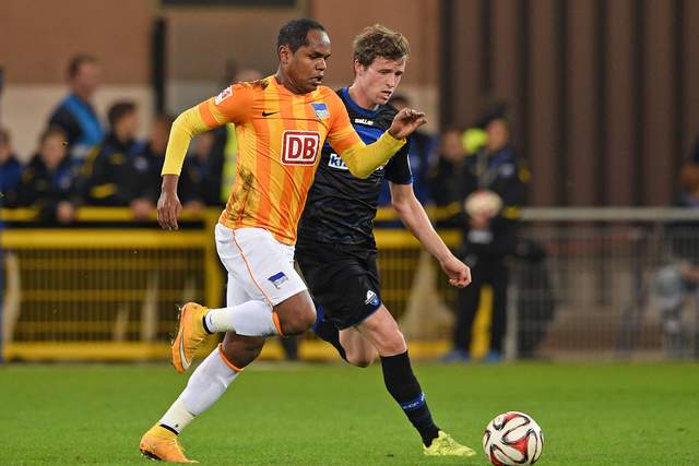 哈登里程碑詹姆斯25+11 快船轻取湖人4连胜